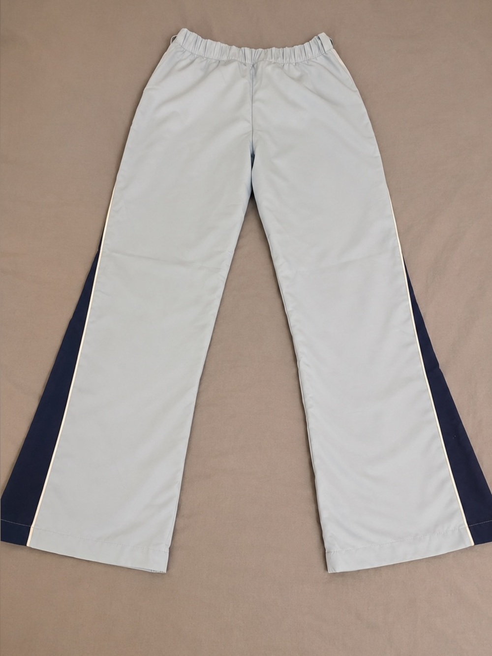 Nike worn once Pale Blue Training boot cut w liner